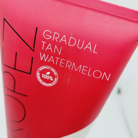 St Tropez Gradual Tan Watermelon Daily Firming Lotion Brand New - Picture 6 of 8